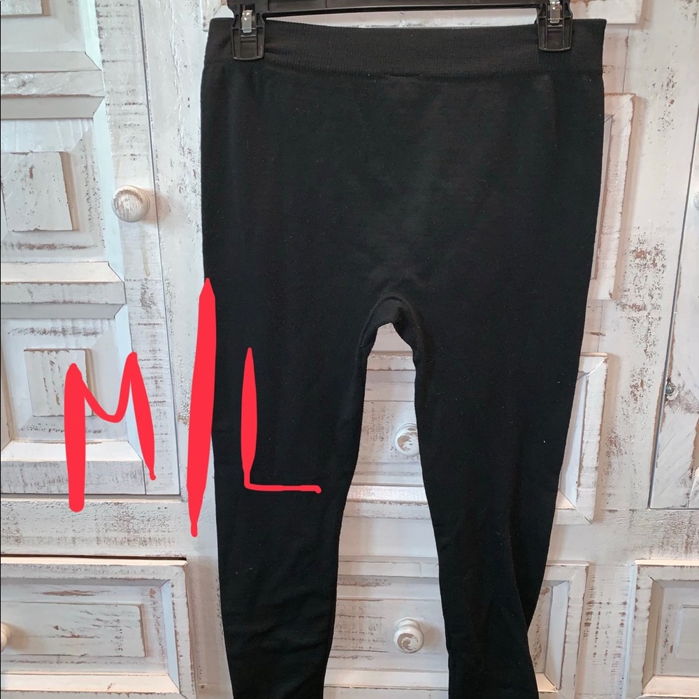 LEGGINGS